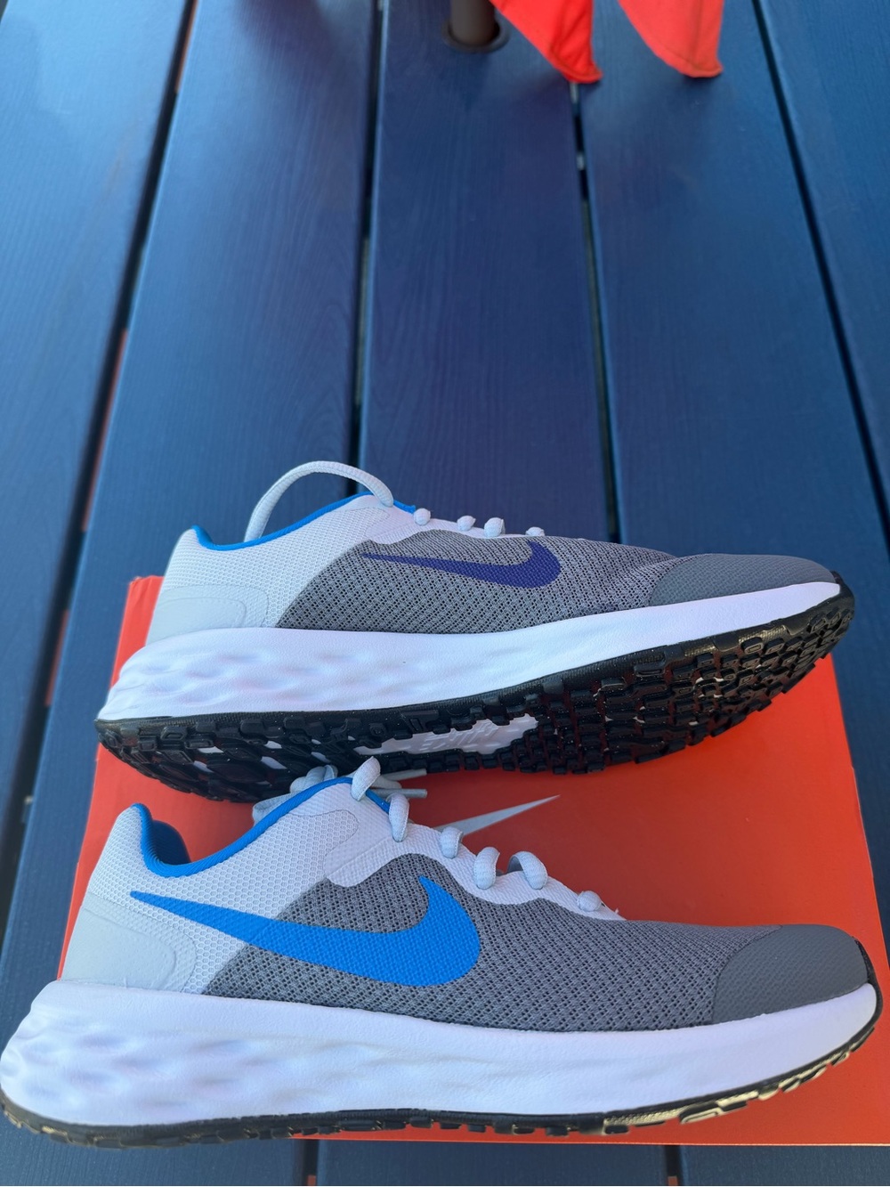 Nike Grey, White & Blue Running Shoes with Blue Swoosh